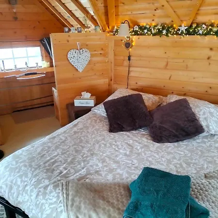 Des Lutins - Belle Fleur Luxury tent Saint-Nabord