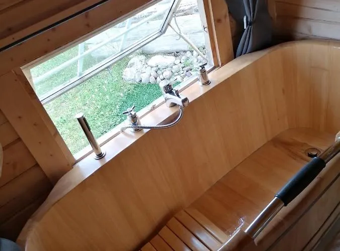 Des Lutins - Belle Fleur * 圣纳博尔德